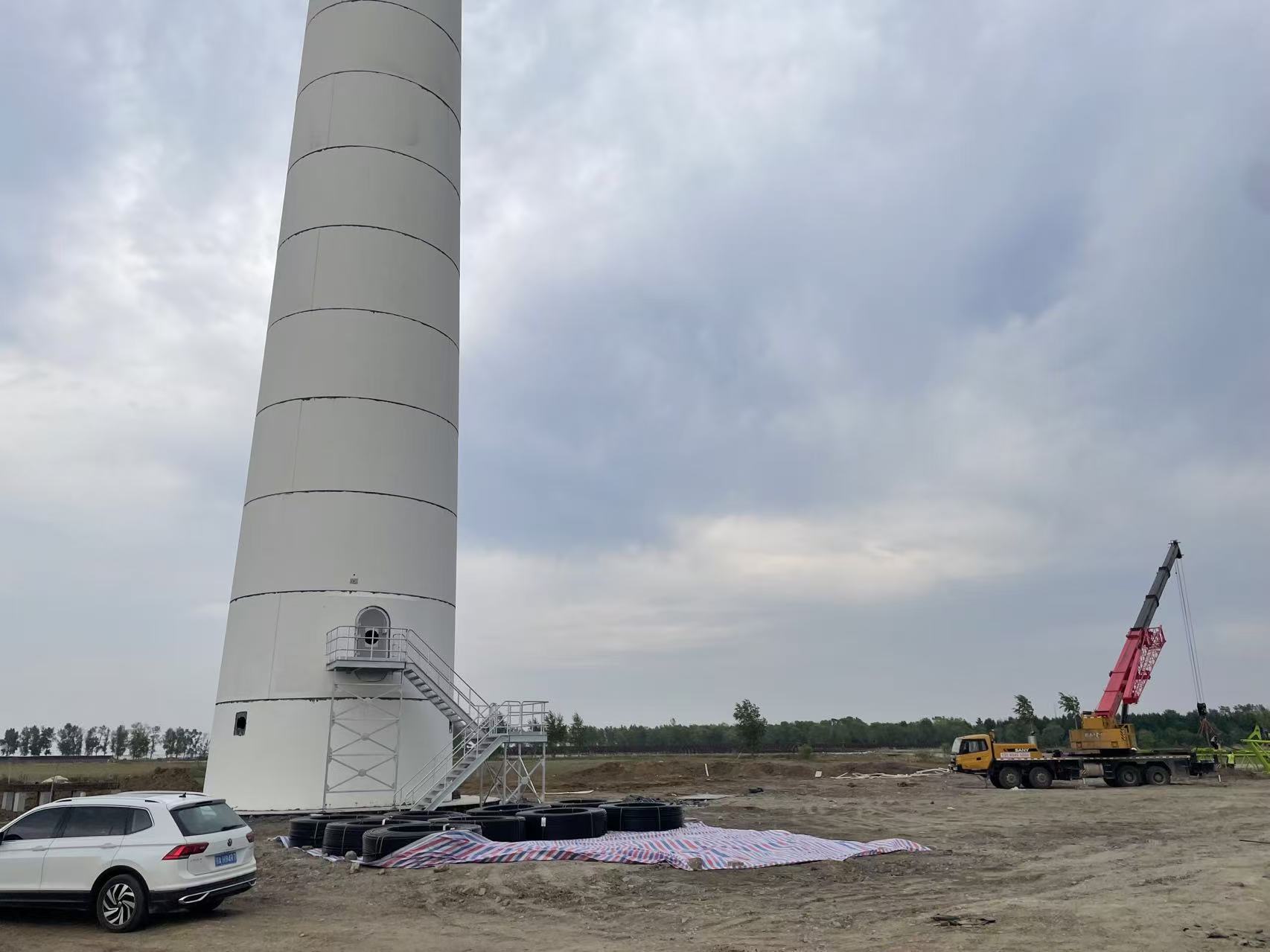 176155001390103.jpg 176155001390103.jpg